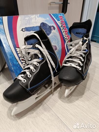 Коньки хоккейные