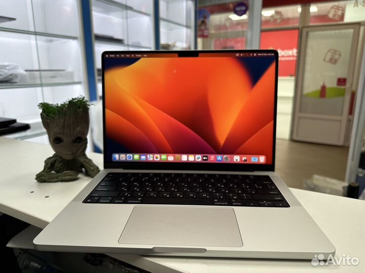 Ноутбук Apple Macbook Pro 14 2021, Apple M1 Pro 16