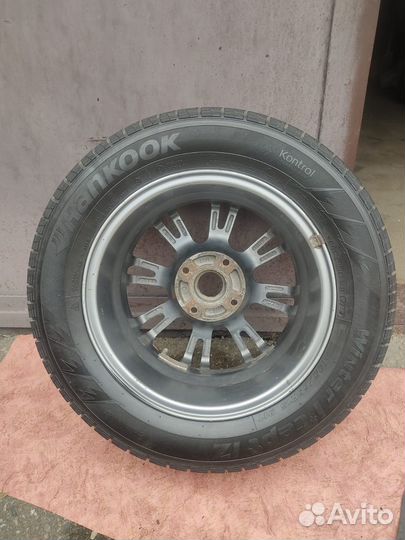 Hankook Winter I'Cept IZ2 195/65 R15