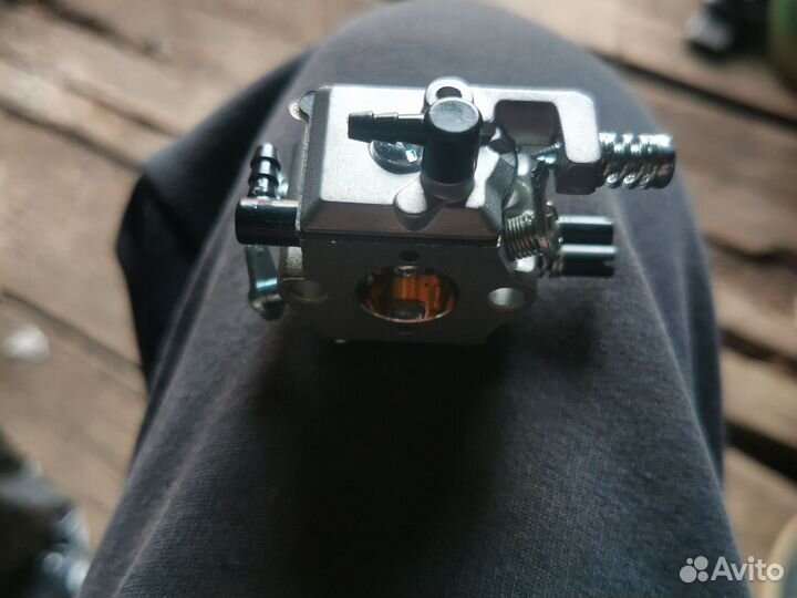 Карбюратор новый для бензопил и тримеров