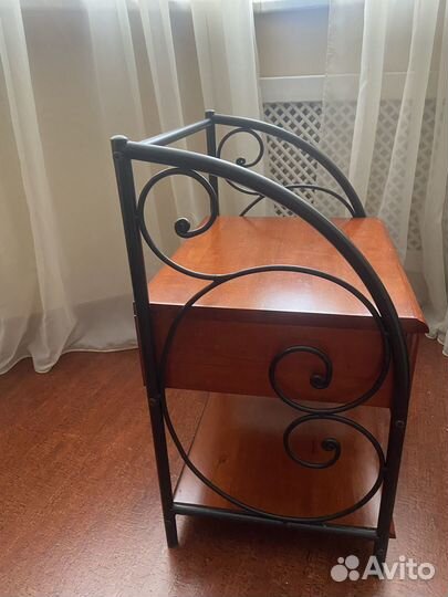 Тумба прикроватная массив гевеи мебель малайзии