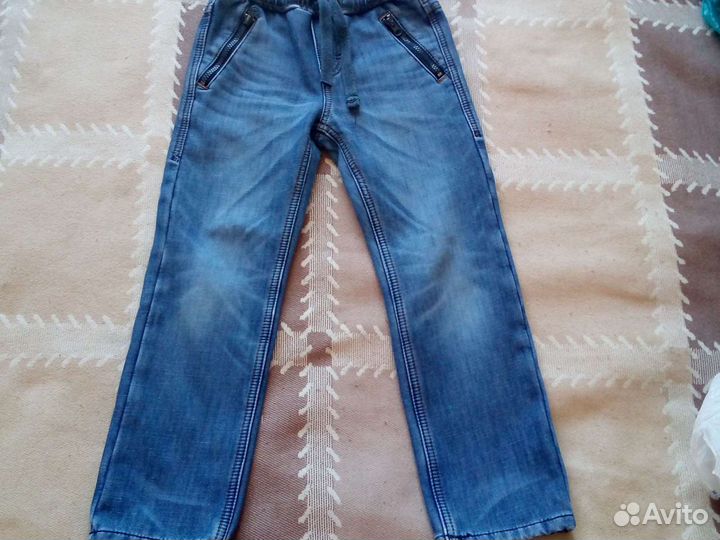 Джинсы
