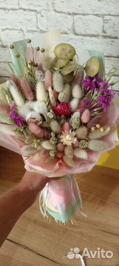 Интерьерный букет из сухоцветов