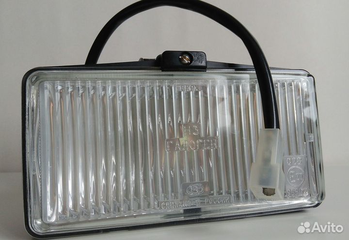 Фара противотуманная белая автосвет