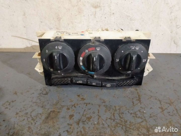 Блок управления печкой mercedes w168