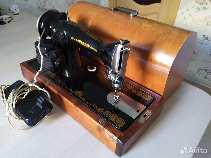 Продается швейная машинка б/у