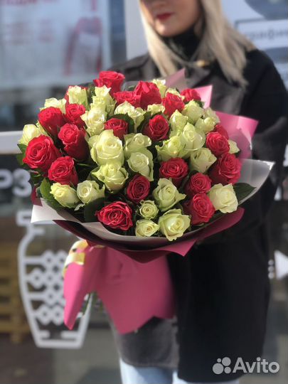 Букет роз микс 51 шт