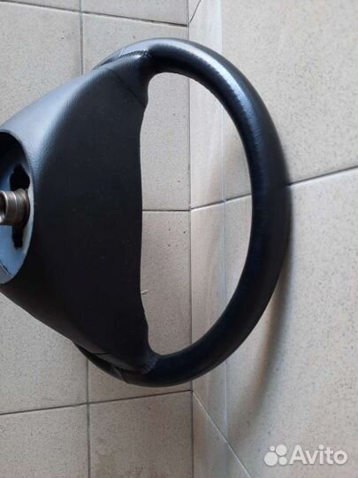 Продам руль с функцией обогрева от w463