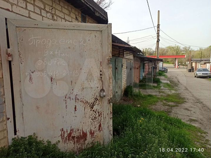 Гараж, > 30 м²