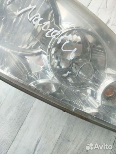 Фара правая Chevrolet Lacetti 2008