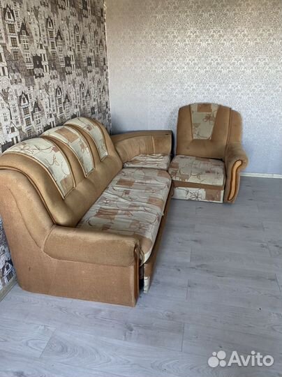 Угловой диван бу