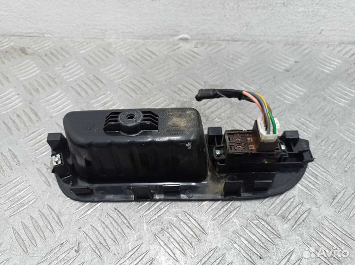 Кнопка стеклоподъемника Kia Sorento 2 XM 202007550