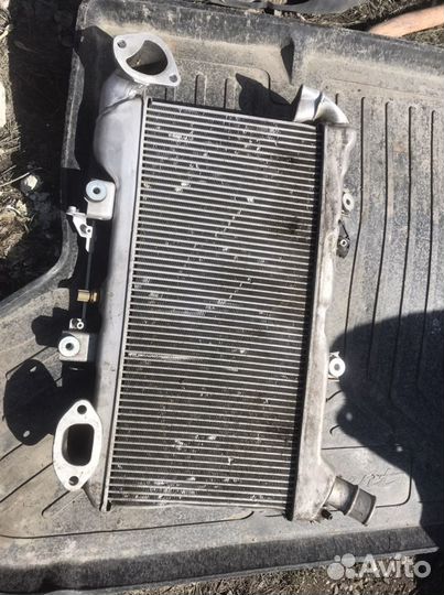 Интеркулер Toyota Land Cruiser 200 1VD-FTV