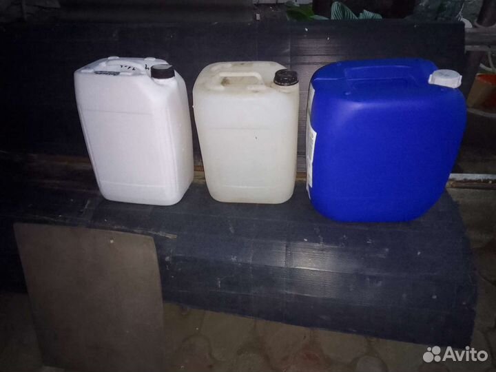 Канистра пластиковая 20 литров