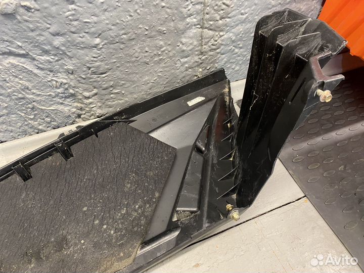 Боковая панель левая Arctic Cat Bearcat 570 XT