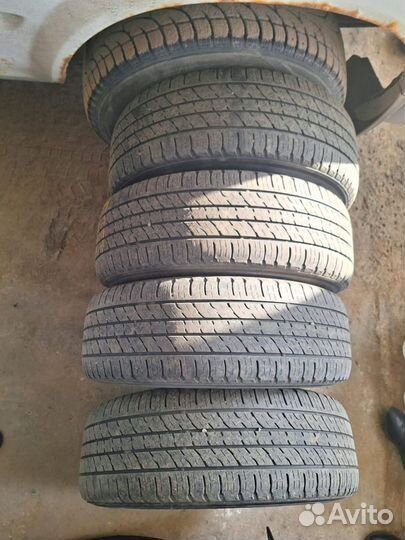 Kumho Crugen Premium KL33 215/65 R16 98H