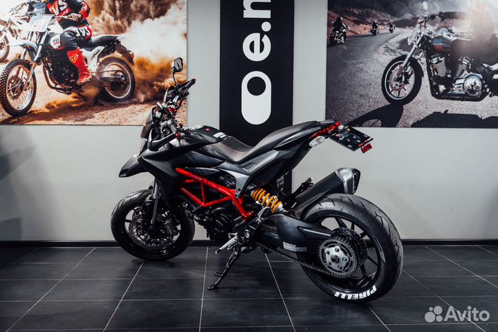 Ducati hypermotard 820
