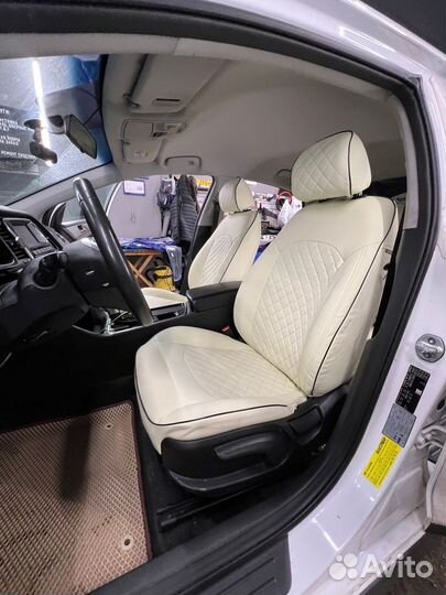 Авточехлы из экокожи белый ромб