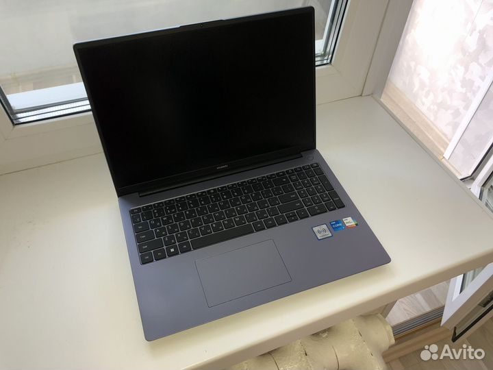 Huawei Matebook D16