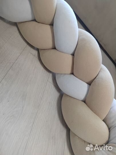 Бортик коса в кроватку