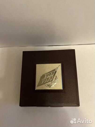 Медаль настольная