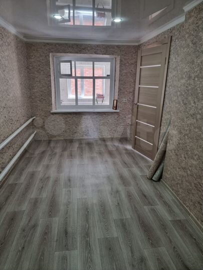 Дом 49 м² на участке 2,4 сот.