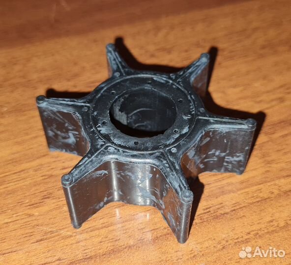 Крыльчатка помпы Honda BF35-60 (пластиковая втулка