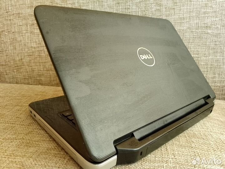Ноутбук Dell Vostro 1540