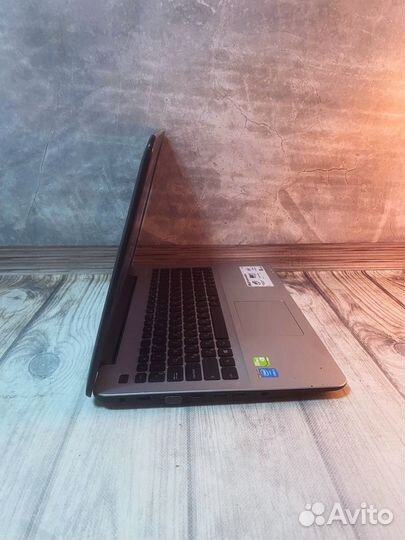 Игровой ноутбук Asus/15.6 HD/Core i5/GeForce/120gb