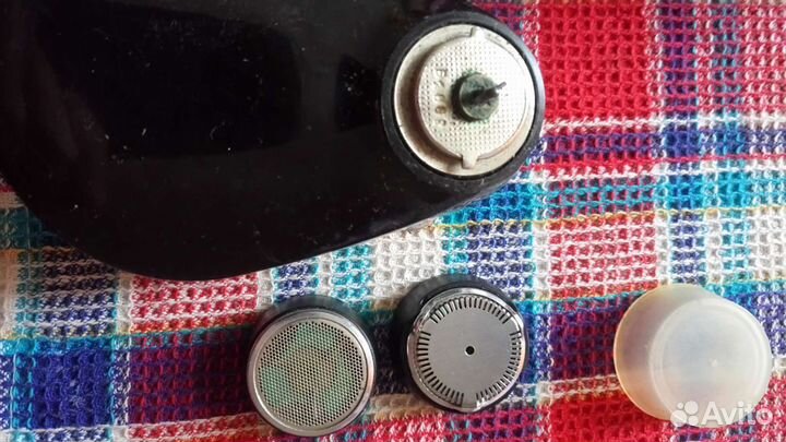 Заводная-механическая бритва спутник-2