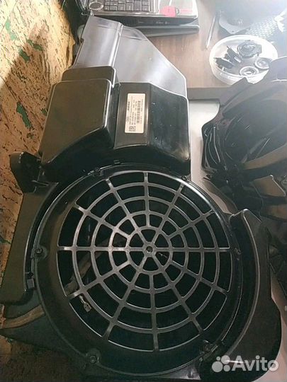 Подиум Audi A6 Bose комплект