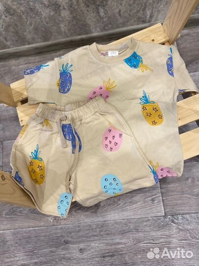 Костюм Zara новый