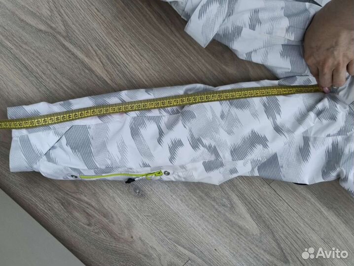 Горнолыжный комбинезон женский