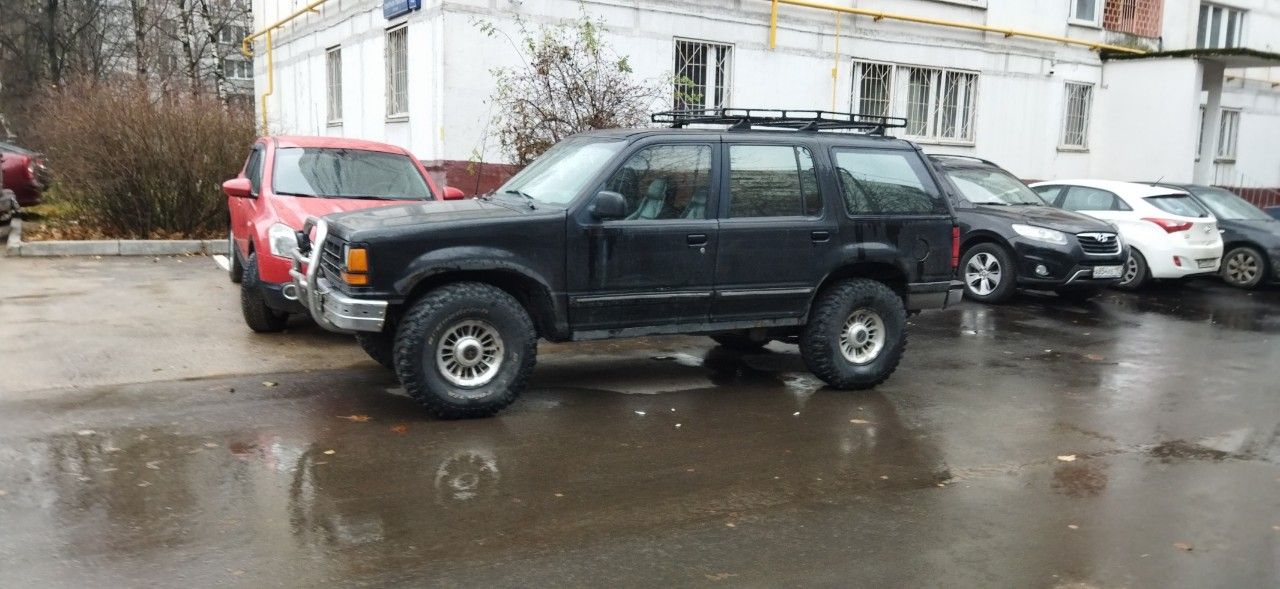 Ford Explorer: фото владельца
