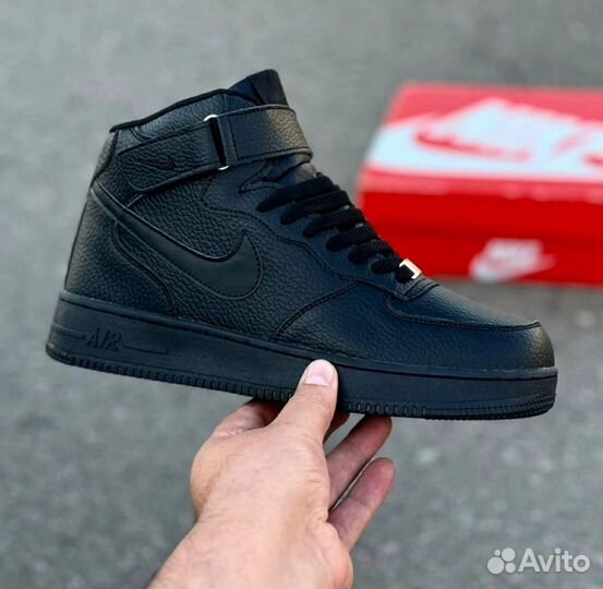 Кроссовки зима