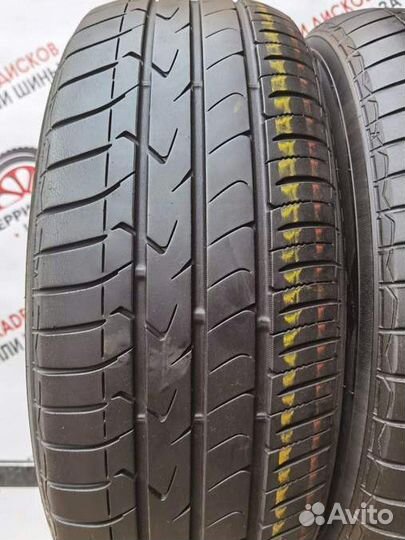 Toyo Tranpath MPZ 215/60 R17 96H