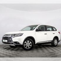 Mitsubishi Outlander 2.0 CVT, 2018, 55 538 км, с пробегом, цена 2 200 000 руб.