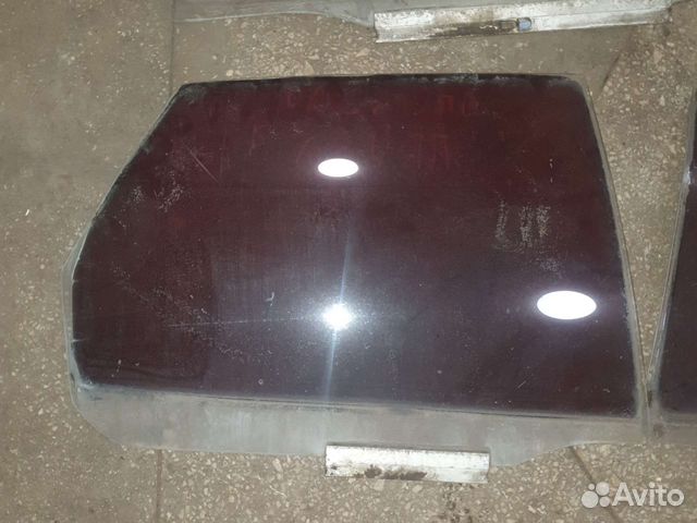 Стекло двери задней Опель Вектра А седан