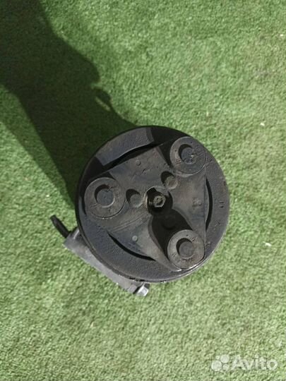 Компрессор кондиционера Ford Focus 2 хэтчбек 5дв