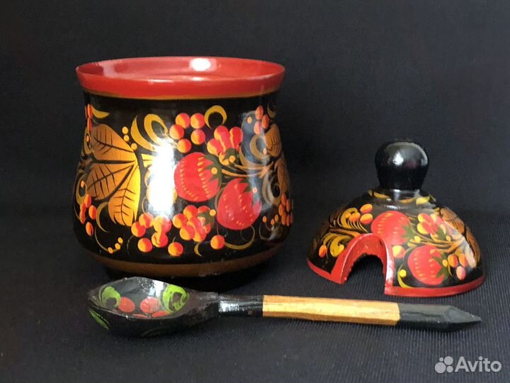 Банки для сыпучих продуктов и чая