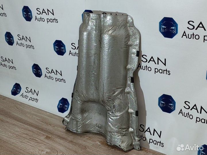 Тепловой экран Bmw 5 F10 N63B44 2011