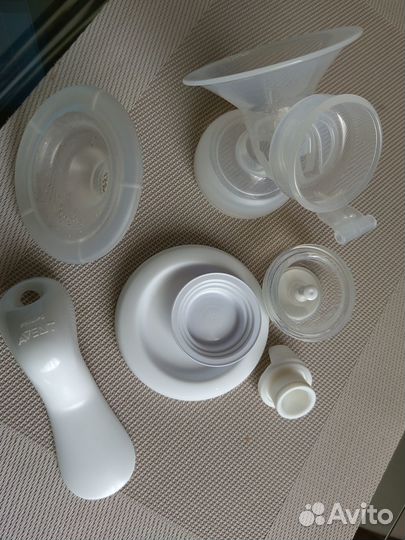 Молокоотсос+вкладыши для груди+пакеты для молока