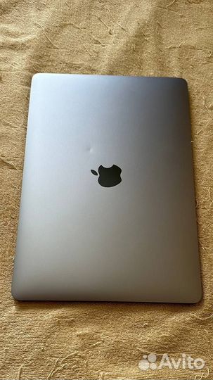 MacBook Pro 13 M1 16gb 1tb Silver