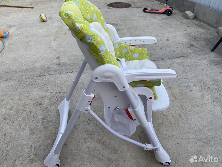 Стульчик для кормления