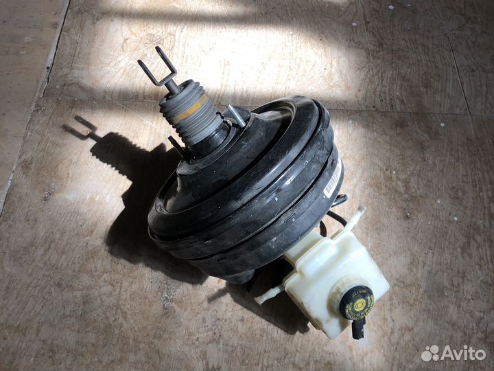 Вакуумный усилитель тормозов BMW X5 e70