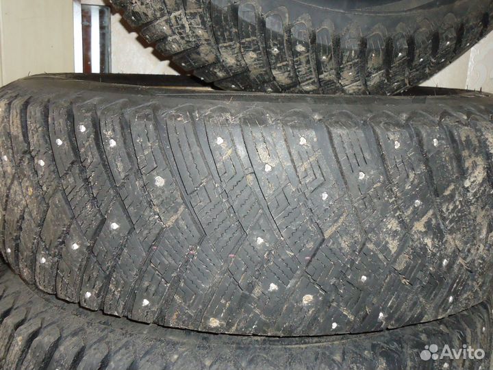 Goodyear Ice Navi 7 225/65 R17 104B