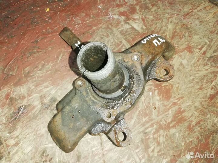 Кулак поворотный передний Опель Фронтера А