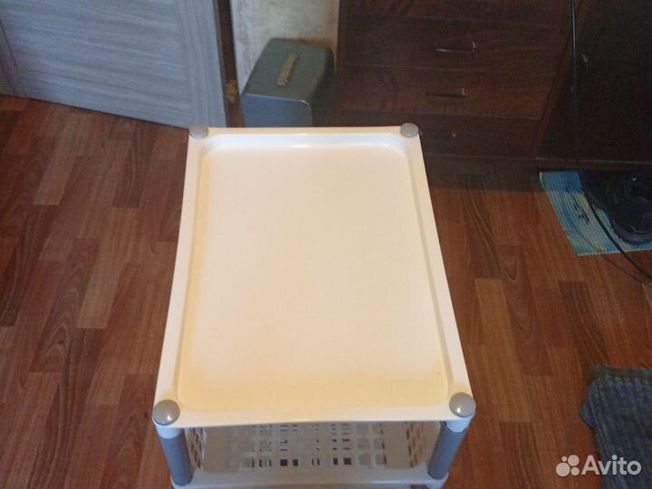 Этажерка для ванной