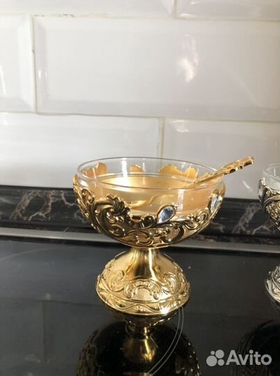 Вареница с ложкой