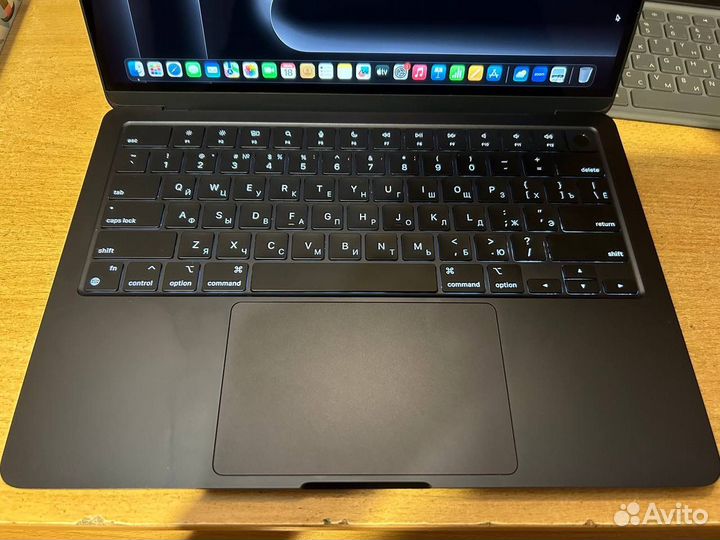 Apple MacBook air 13 2022 m2 8 256